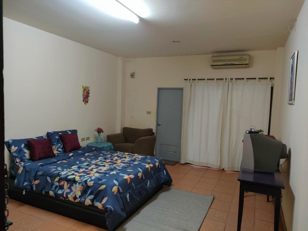 Apartments Thai Smile Pattaya Eksteriør billede