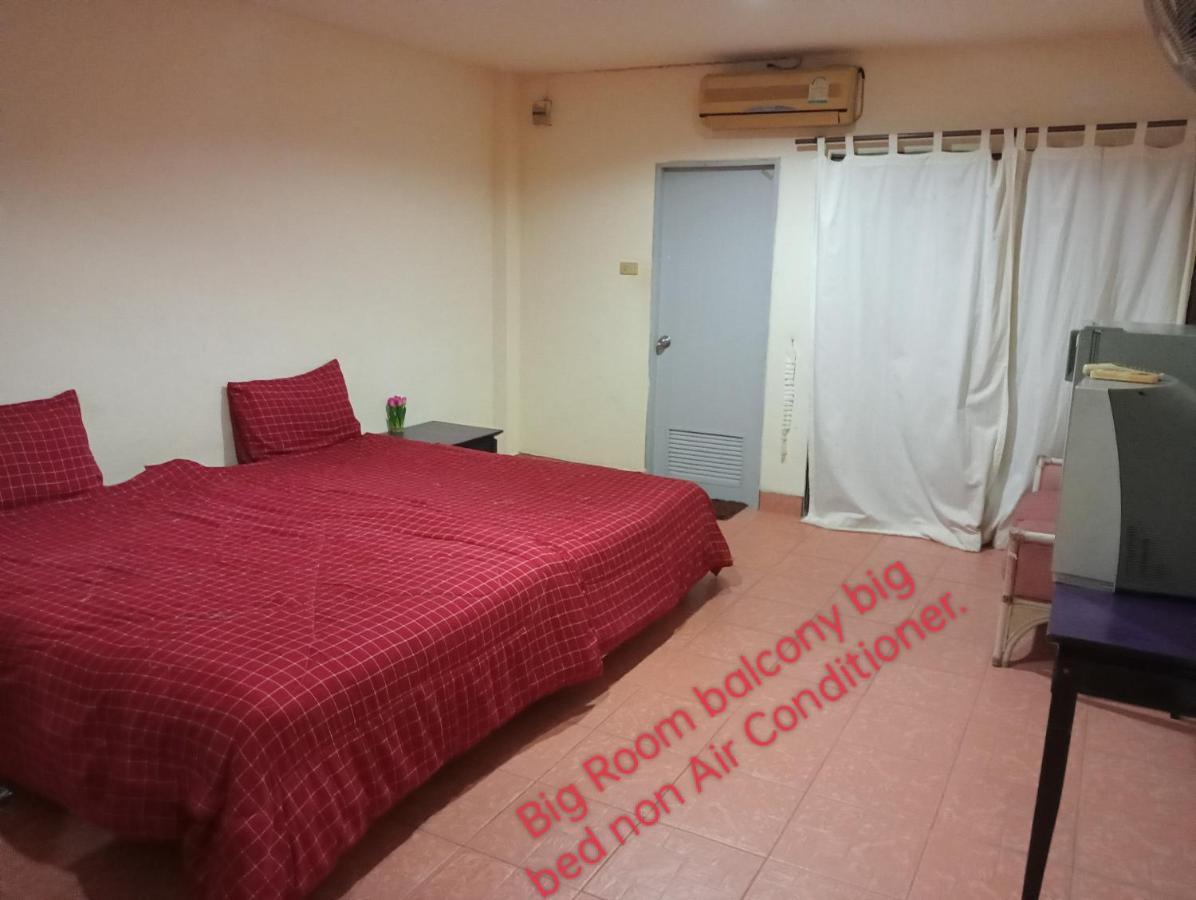 Apartments Thai Smile Pattaya Eksteriør billede